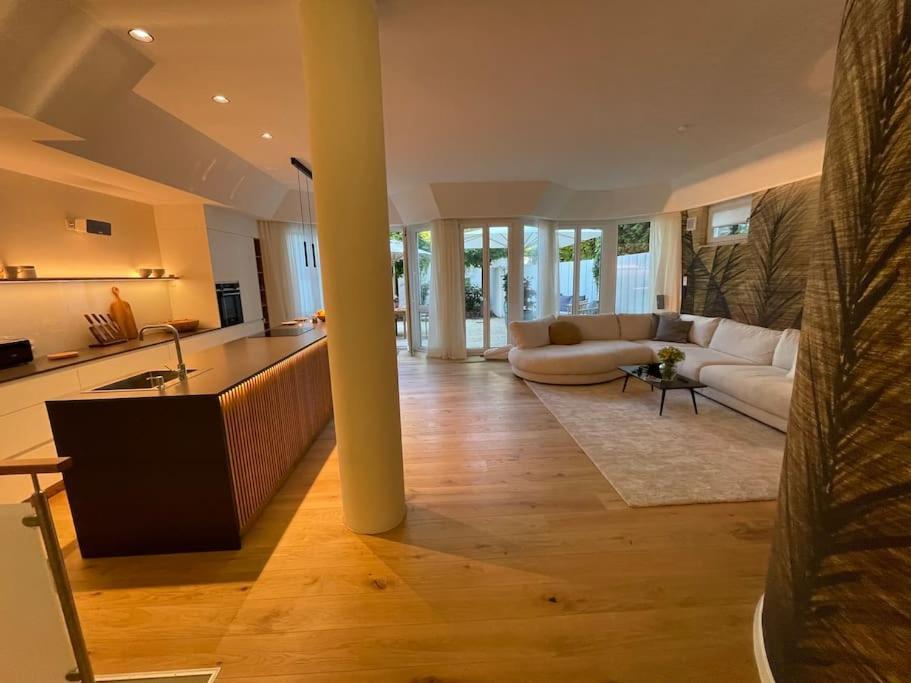 Luxurioeses Loft Mit Grosser Sonnenterrasse & Sauna Apartment *