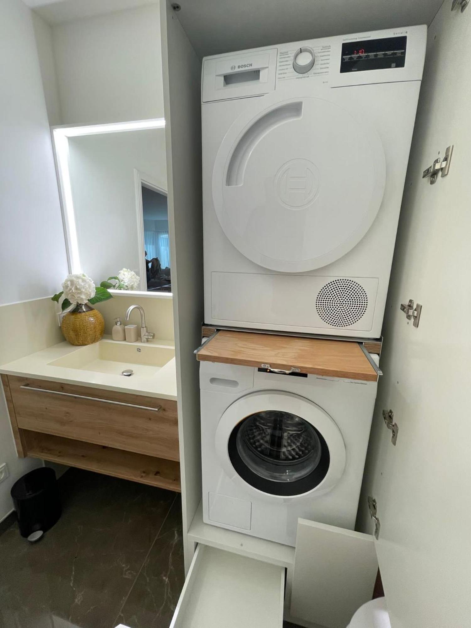 Luxurioeses Loft Mit Grosser Sonnenterrasse & Sauna Apartment